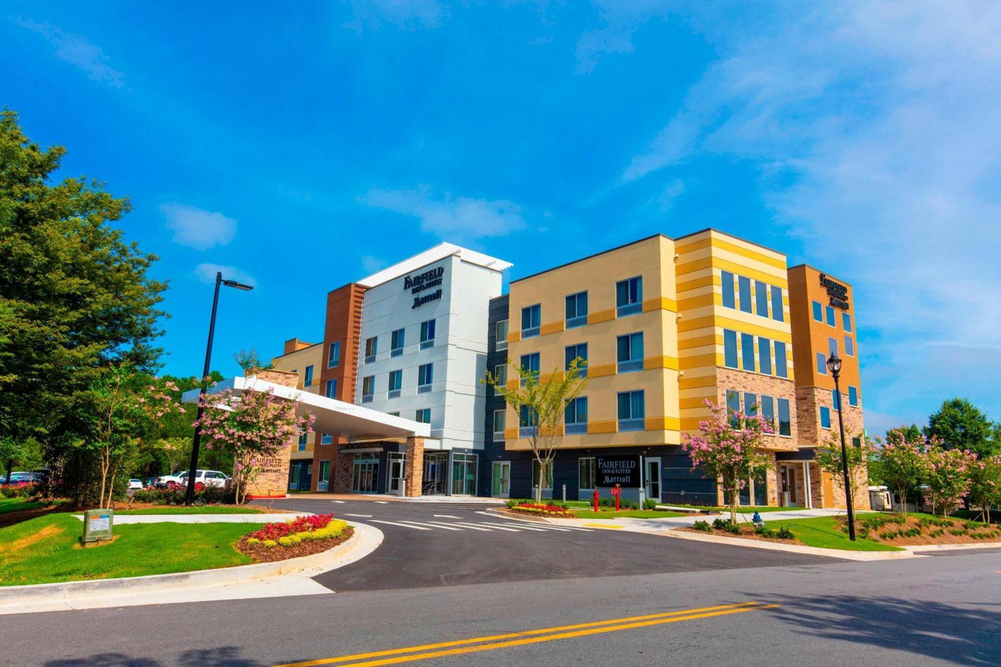 Fairfield Inn & Suites By Marriott Atlanta וודסטוק מראה חיצוני תמונה